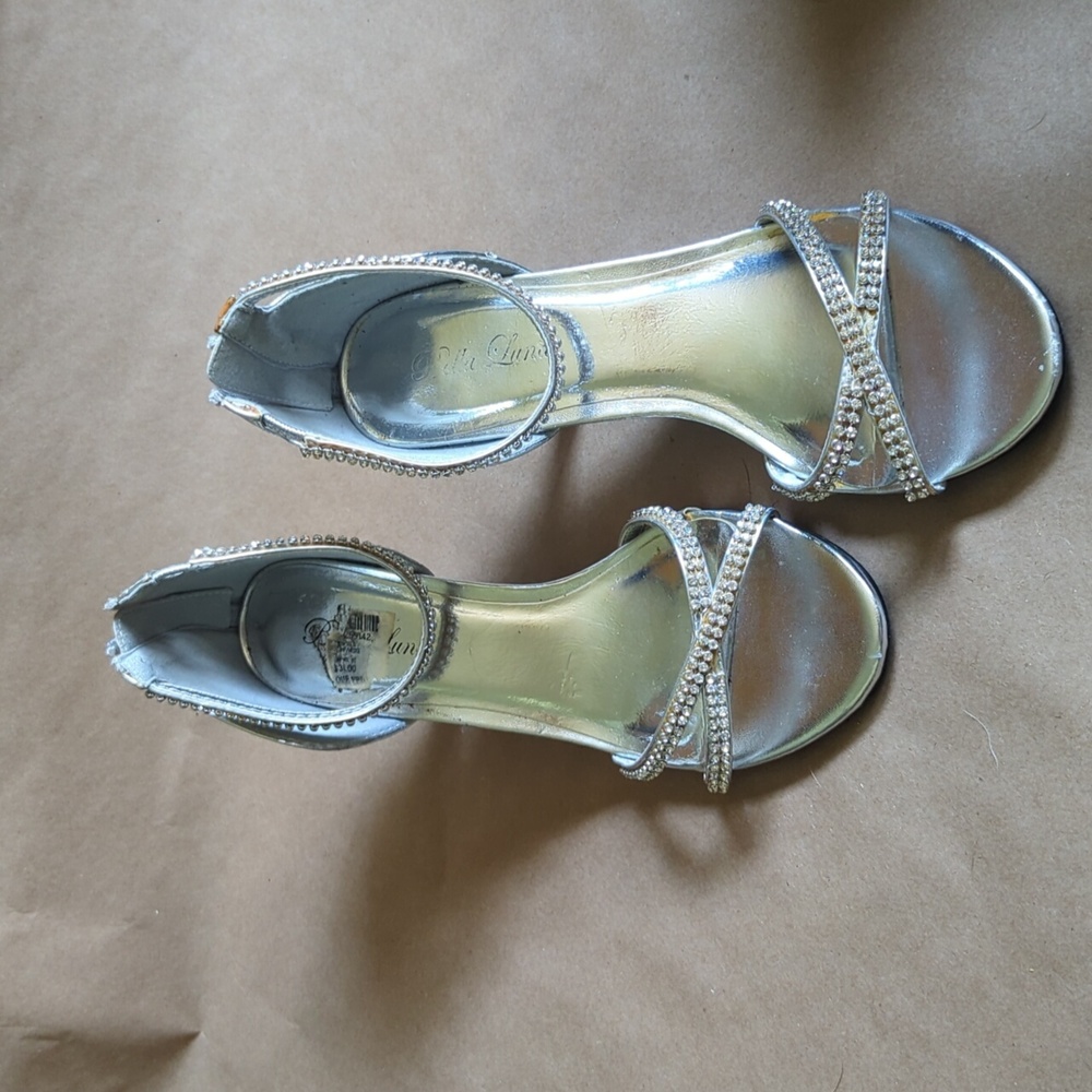 Silver open-toed  heels